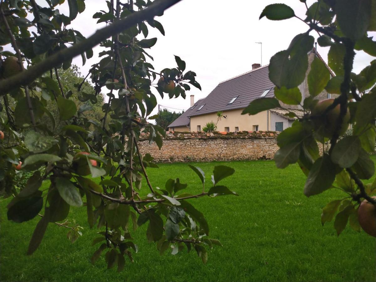 Gîte de La Basse Roche Souge  Exterior foto